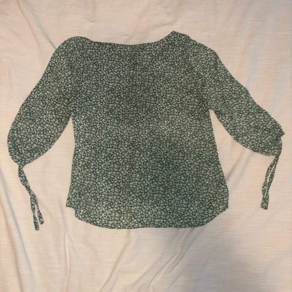 Green Floral Tie-Sleeve Blouse